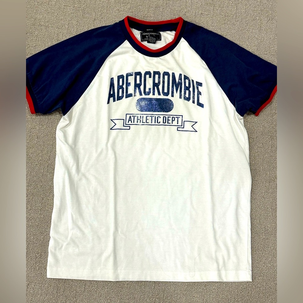 Abercrombie T-shirt
